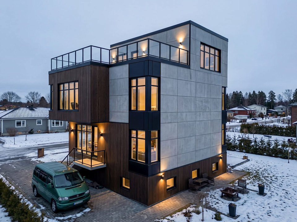 Дом из несъемной опалубки Тарзан трехэтажный 10х10