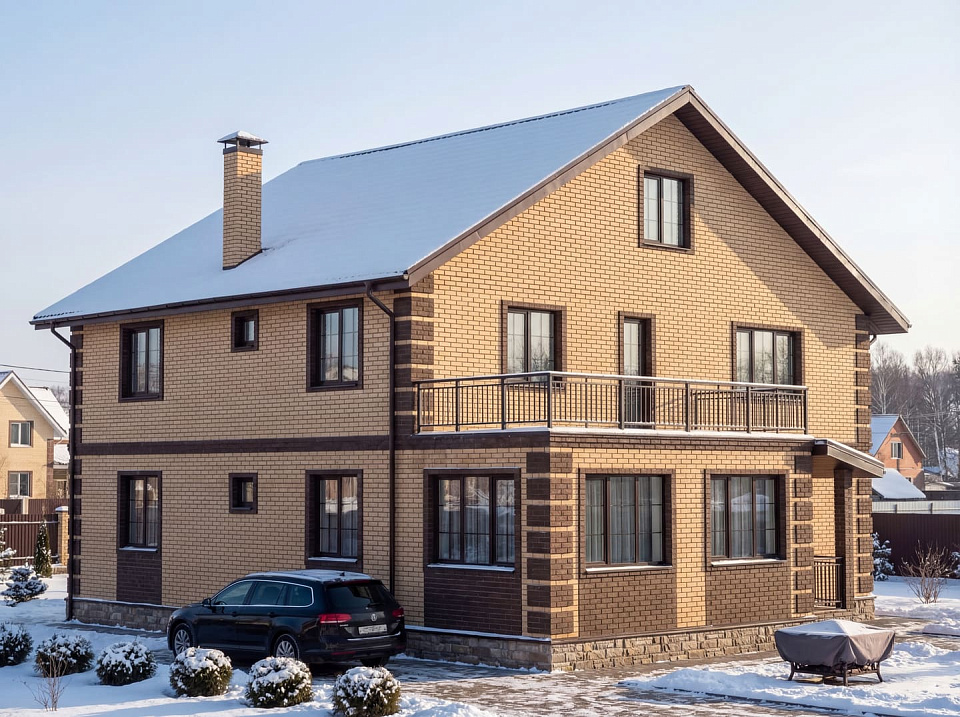 Дом из щелевого кирпича Бор 3 двухэтажный 14х14